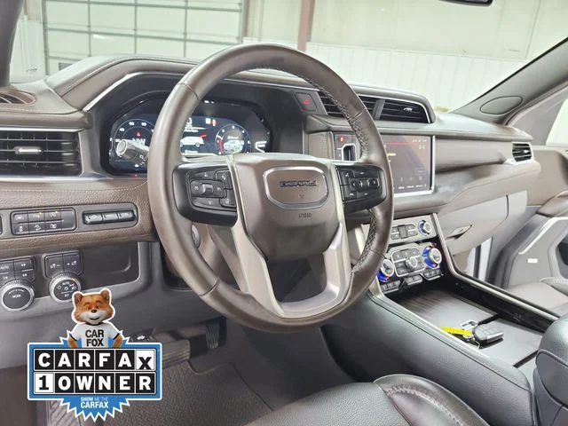 Used 2023 White GMC Denali image 18