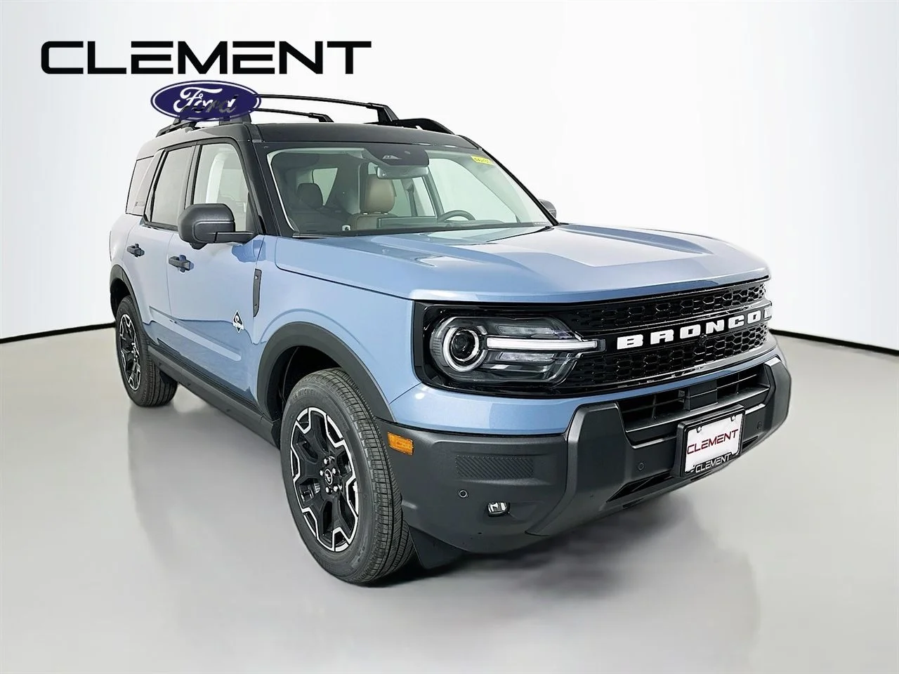 New 2026 Azure Gray Metallic Tri-Coat Ford Outer Banks® image 3