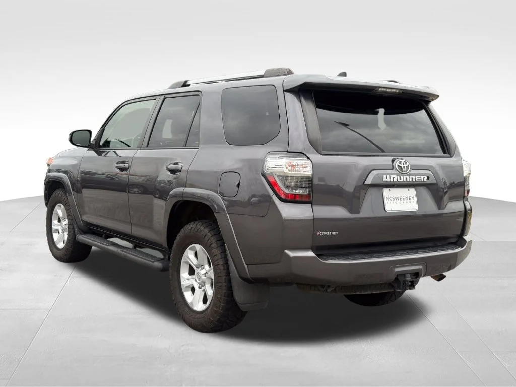 Used 2021 Gray Toyota SR5 image 3