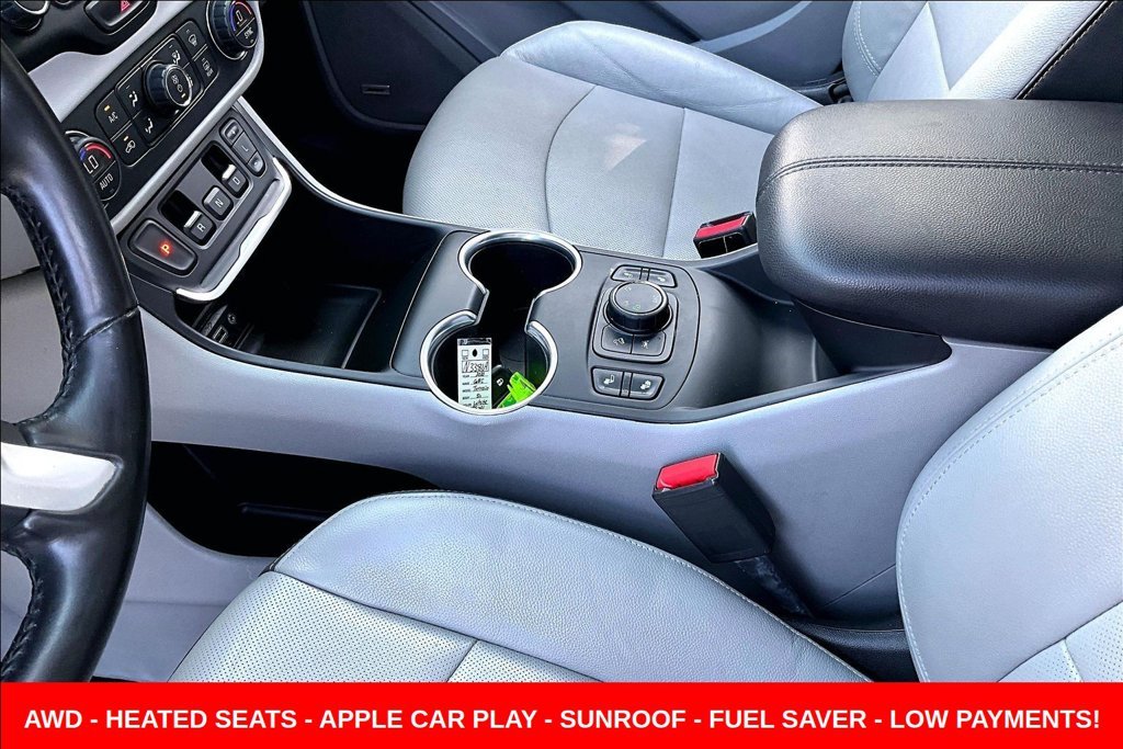 Used 2020 White GMC SLT image 22