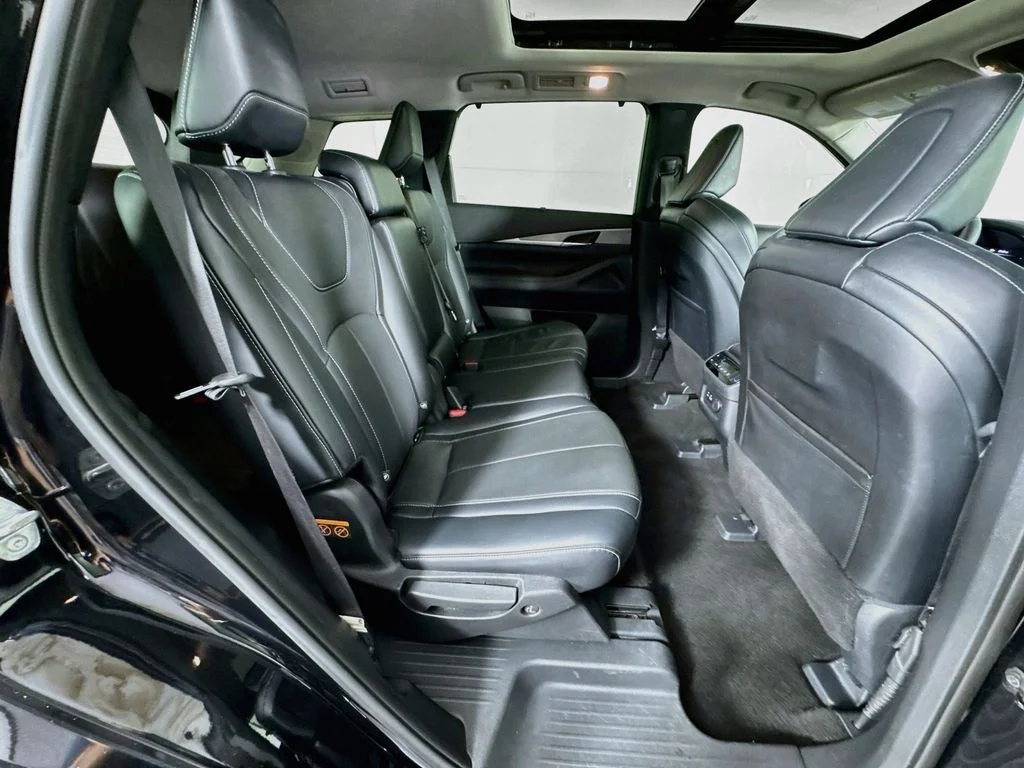 Certified Used 2023 Mineral INFINITI LUXE image 39