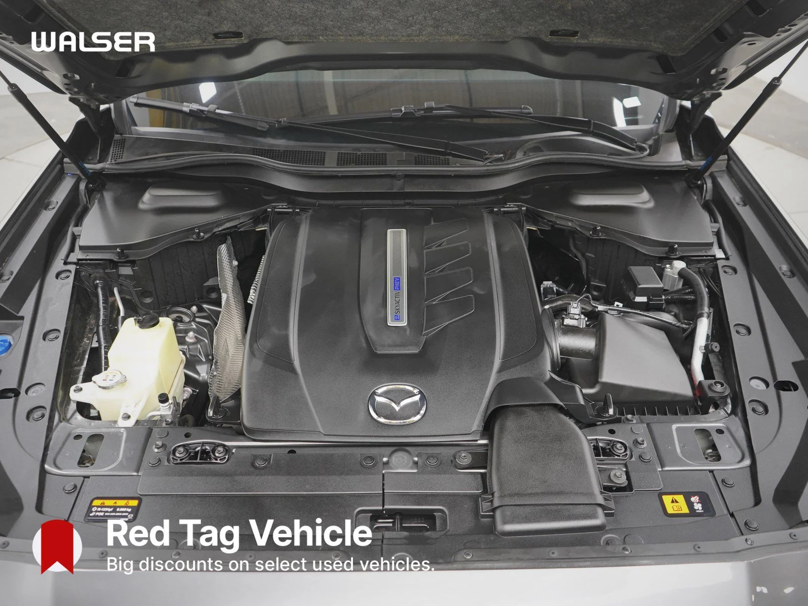 Used 2024 Machine Gray Metallic Mazda Preferred image 34