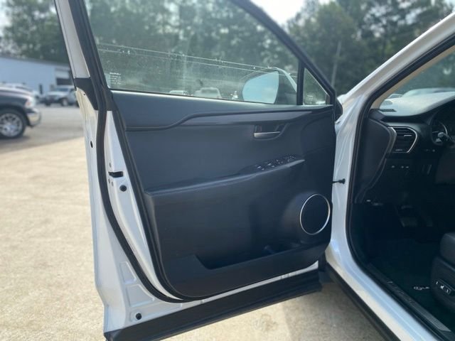 Used 2018 White Lexus 300 Base image 21