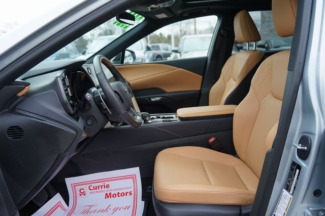 2025 LEXUS RX - Image 10