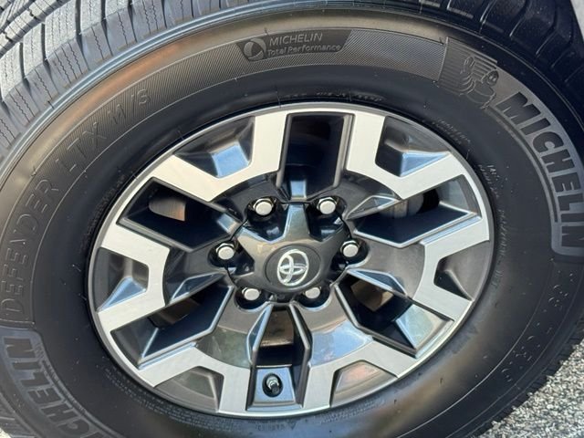Used 2018 White Toyota TRD Off-Road image 16
