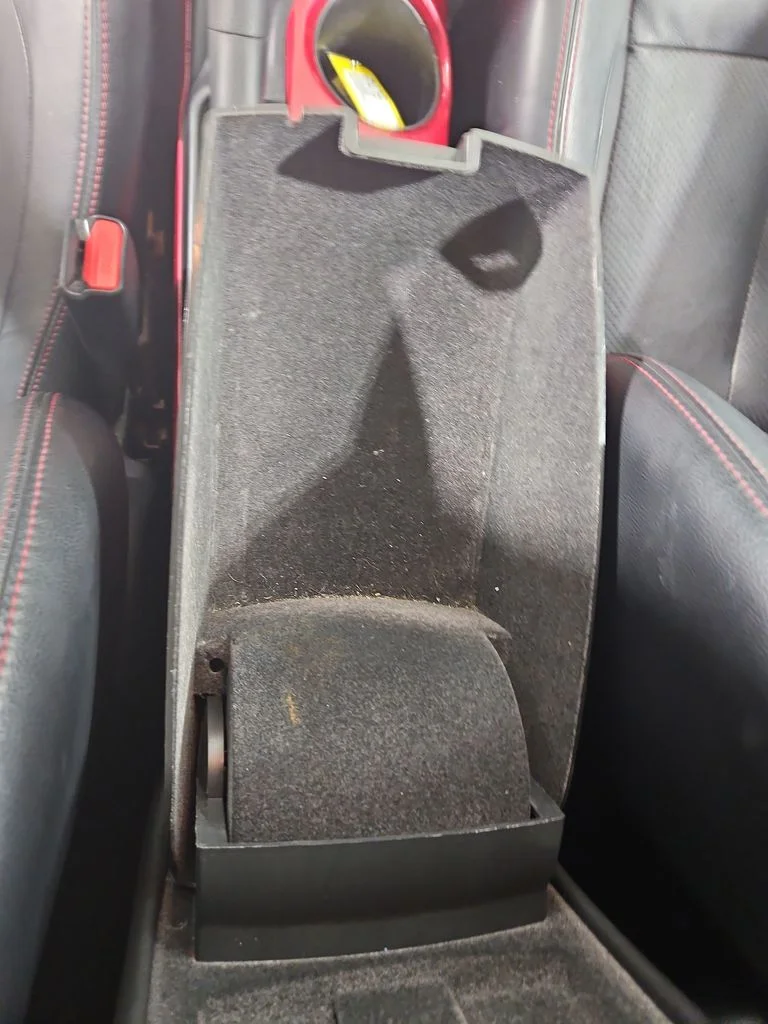 Used 2013 Red Nissan SL image 27