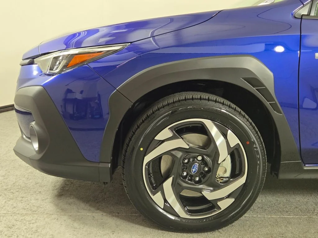 New 2026 SAPPHIRE BLUE PEARL Subaru Limited Hybrid image 7