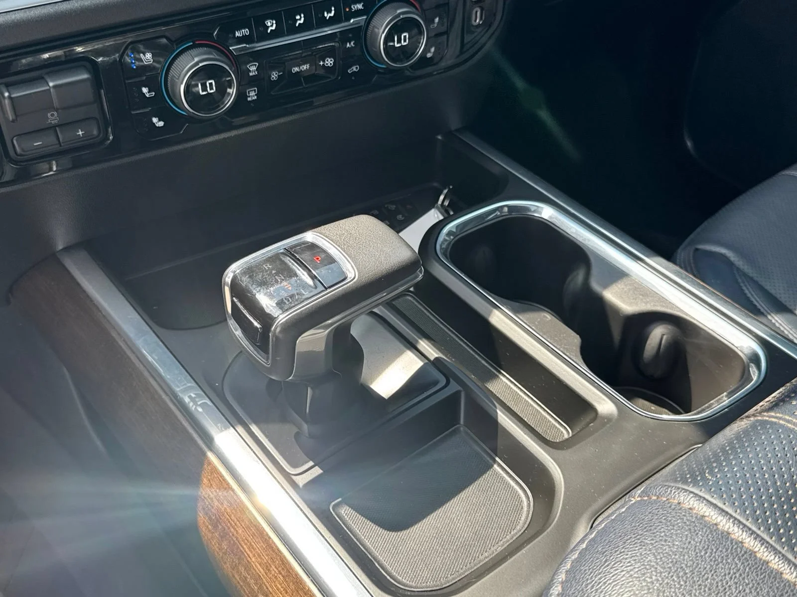 2022 Chevrolet Silverado 1500 High Country - Photo 24