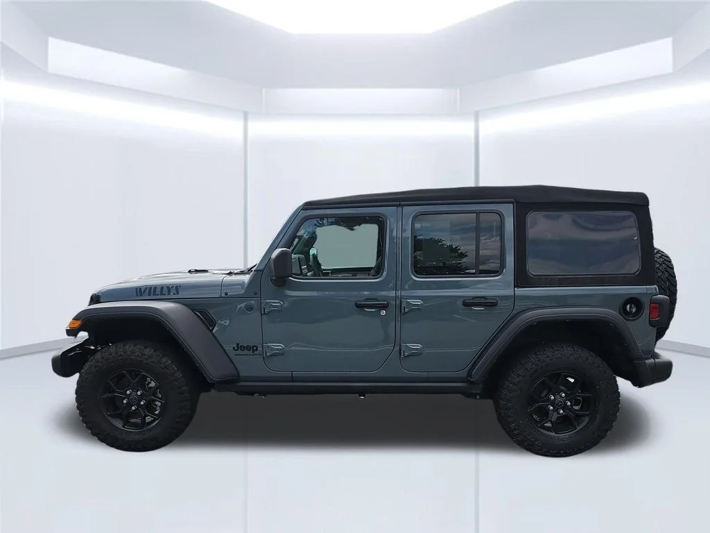 Used 2024 Gray Jeep Willys image 2