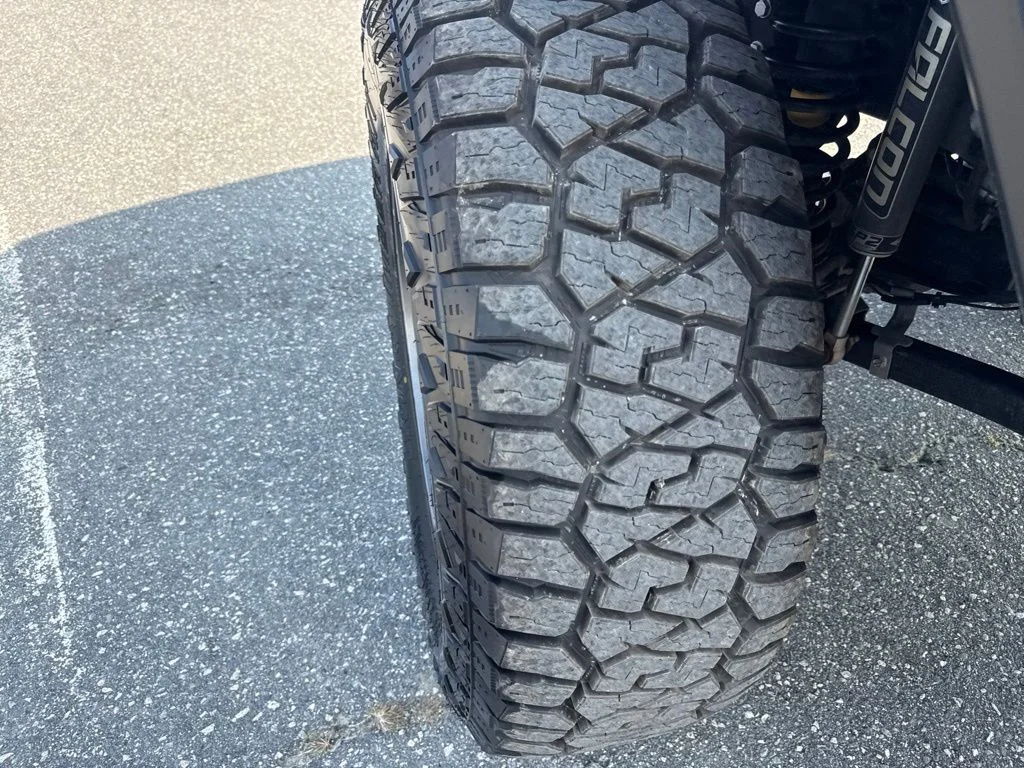 Used 2018 White Jeep Unlimited Rubicon image 30