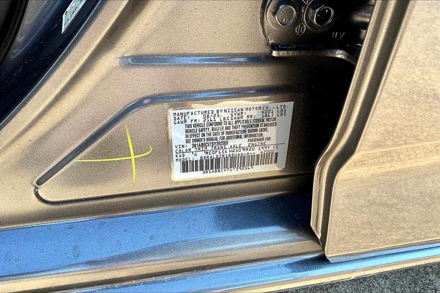 Used 2025 Gun Metallic Nissan SV image 17