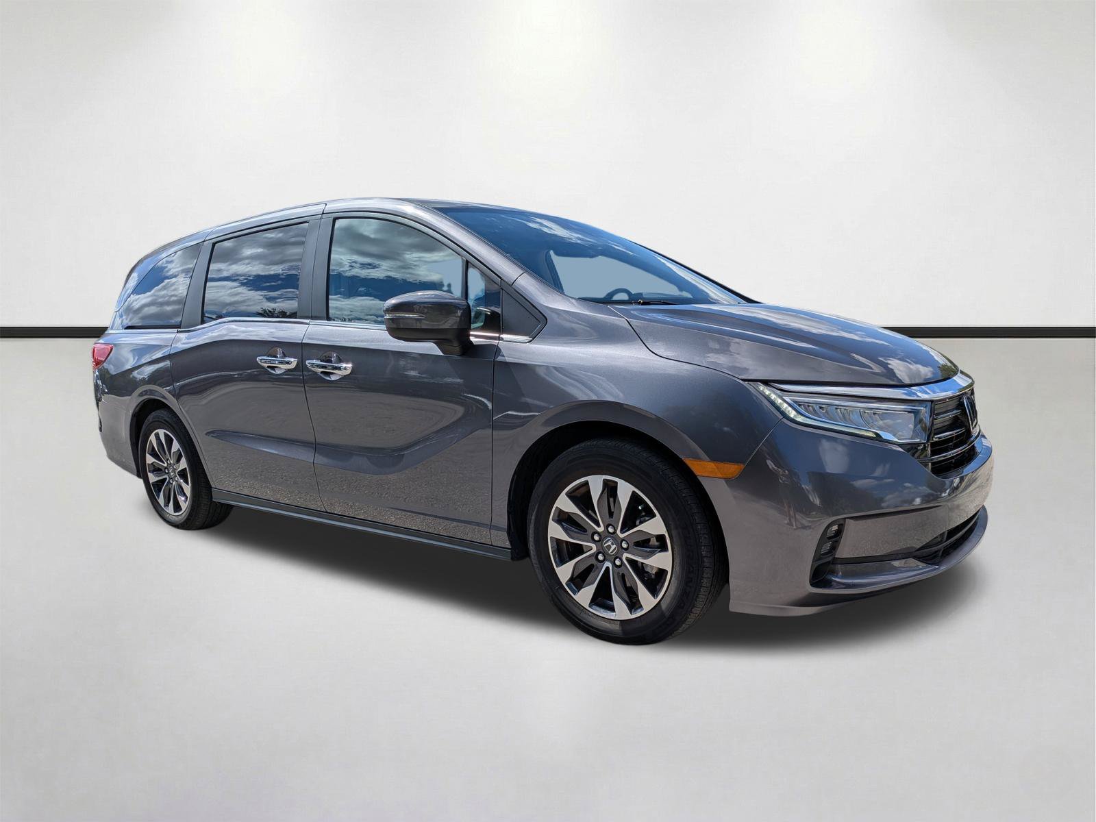 Used 2024  Honda EX-L image 1