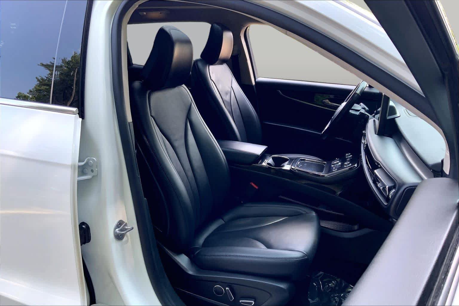Pre-Owned 2023 Lincoln Nautilus Reserve