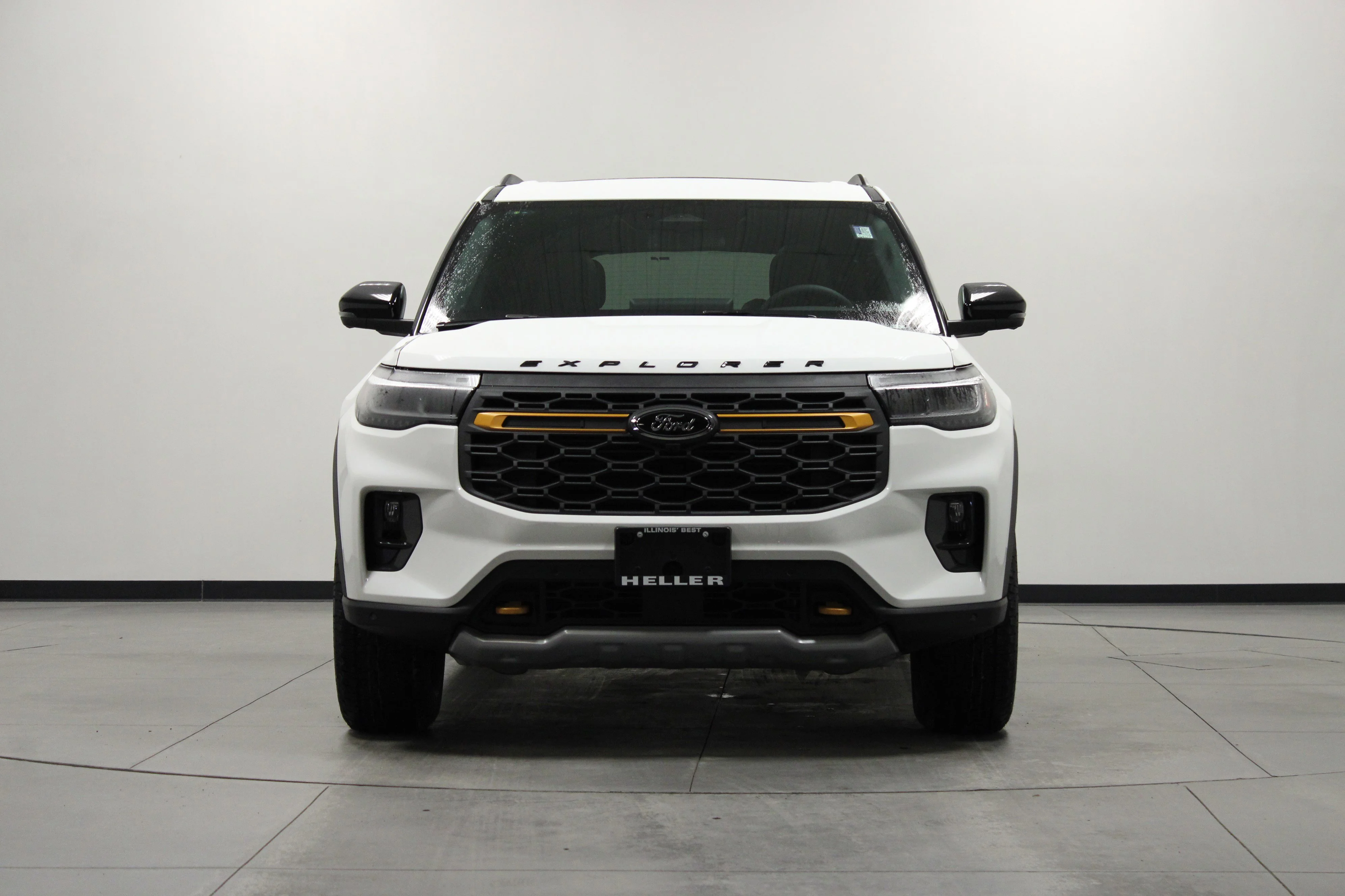 New 2026 Star White Metallic Tri-Coat Ford Tremor® image 9