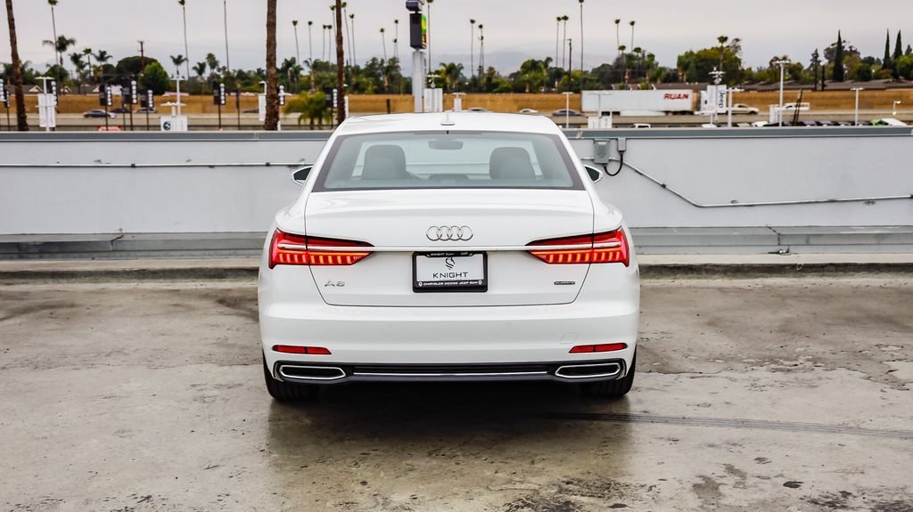 Used 2023 Ibis White Audi 45 Premium image 8