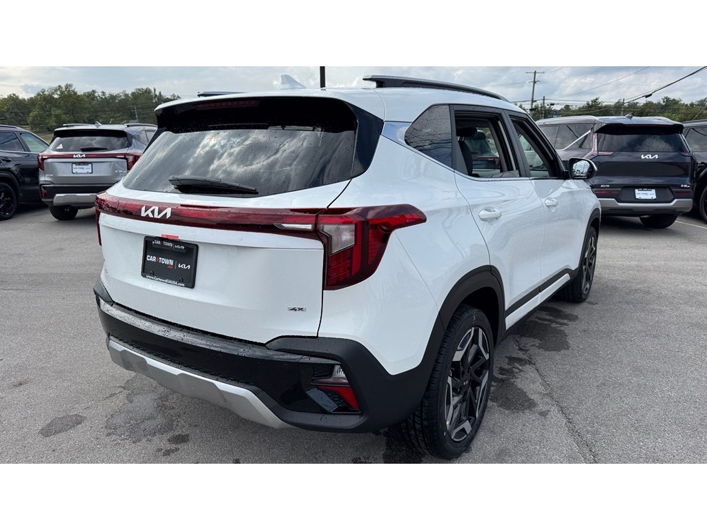 2026 Kia Seltos SX photo 3