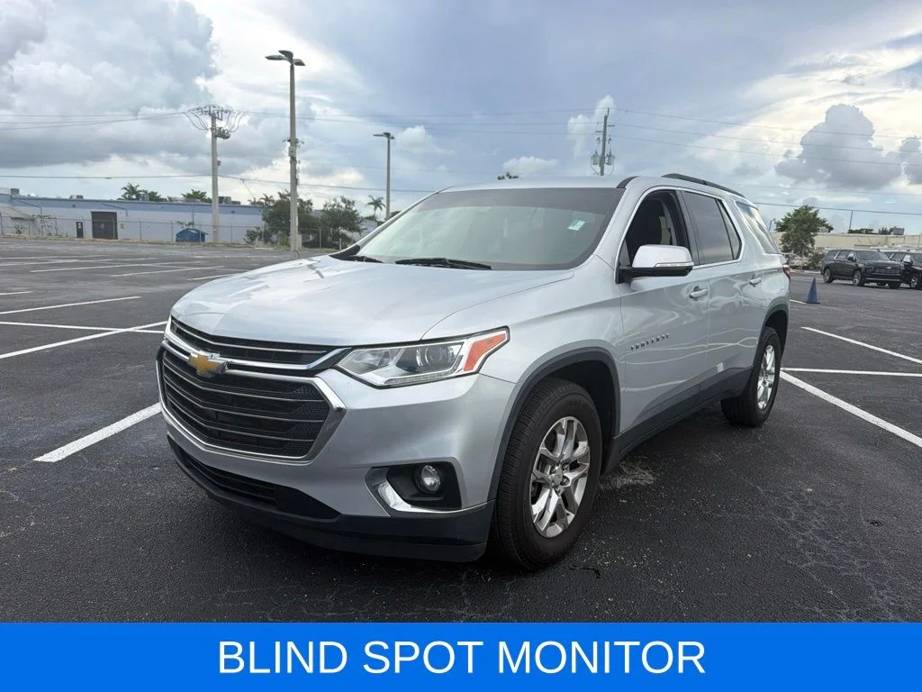 Used 2019 Silver Chevrolet LT image 3