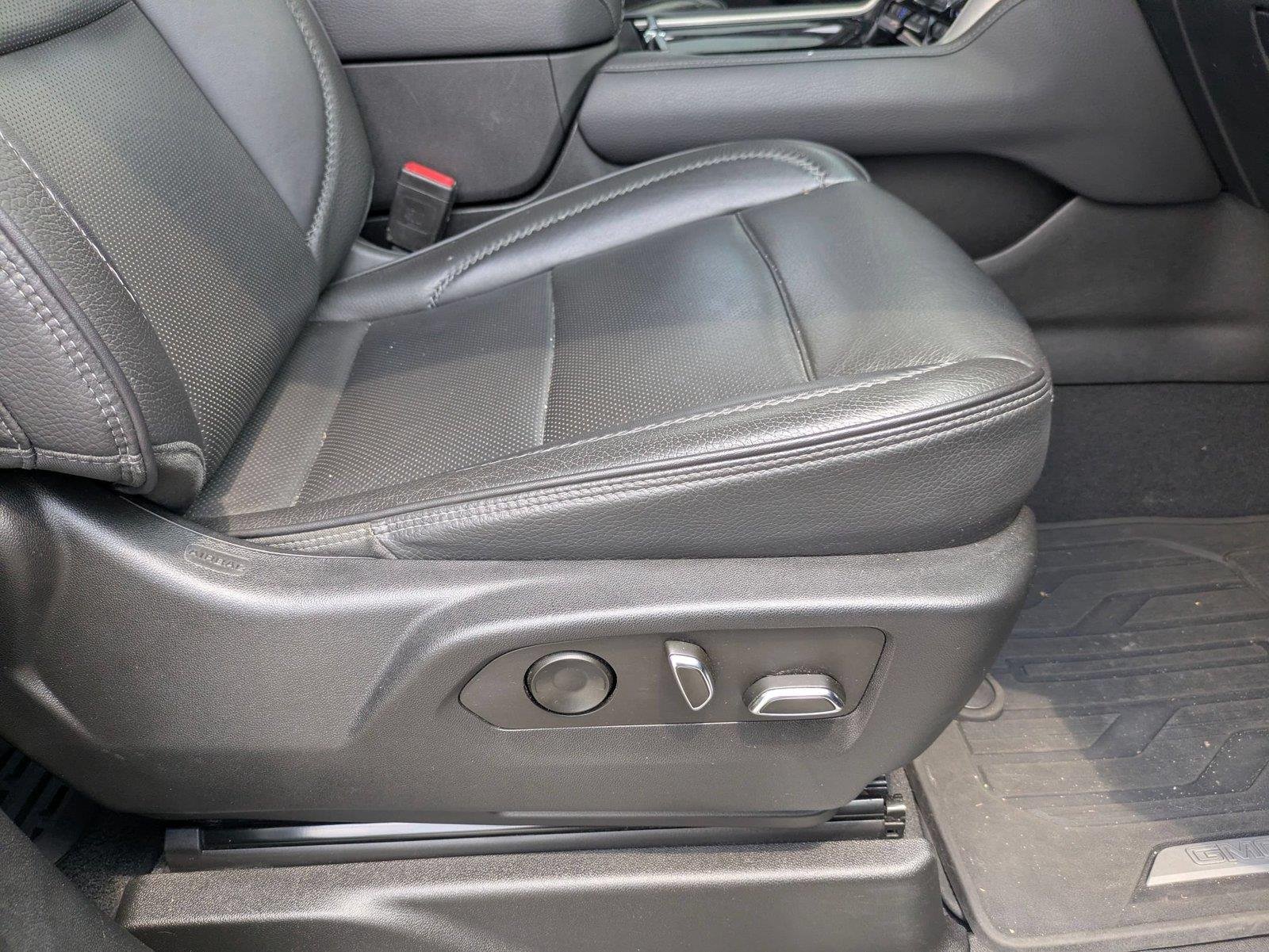 Used 2022 Onyx Black GMC Denali image 38