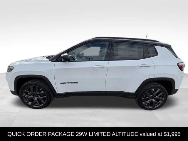 New 2026 Bright White Clear-Coat Exterior Paint Jeep Limited image 3