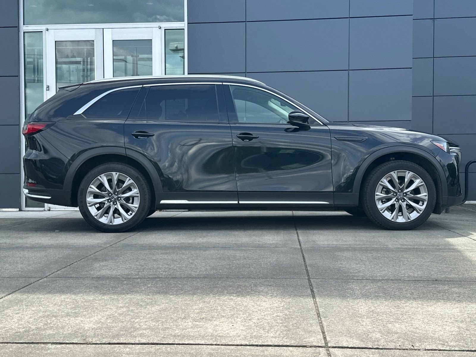 Used 2024 Jet Black Mica Mazda 3.3 Turbo Premium image 1