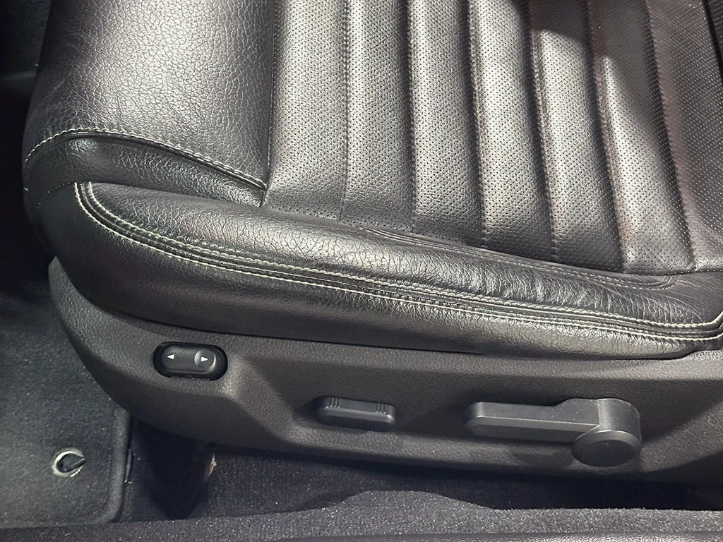 Used 2010 Red Ford V6 image 68