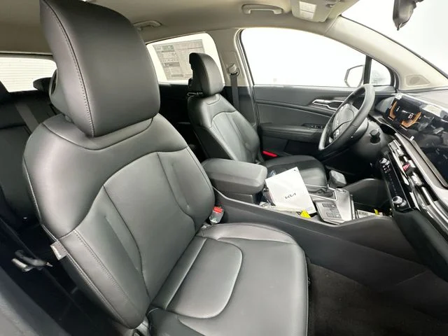 New 2026 Glacial White Pearl Kia EX image 25