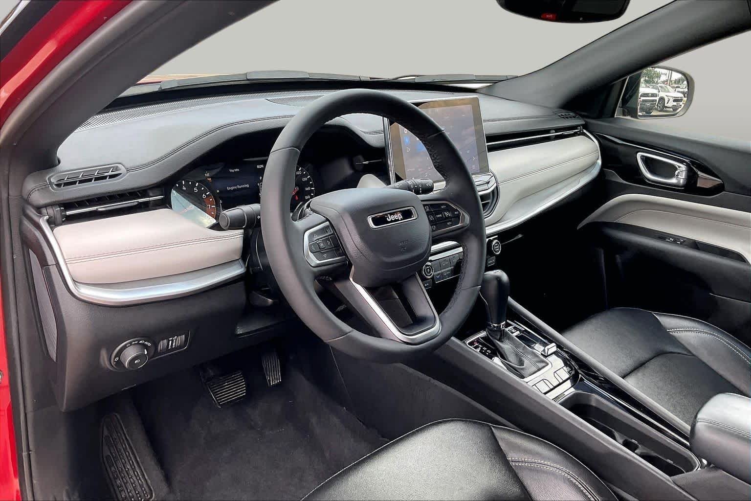2025 Jeep Compass Limited - Photo 17