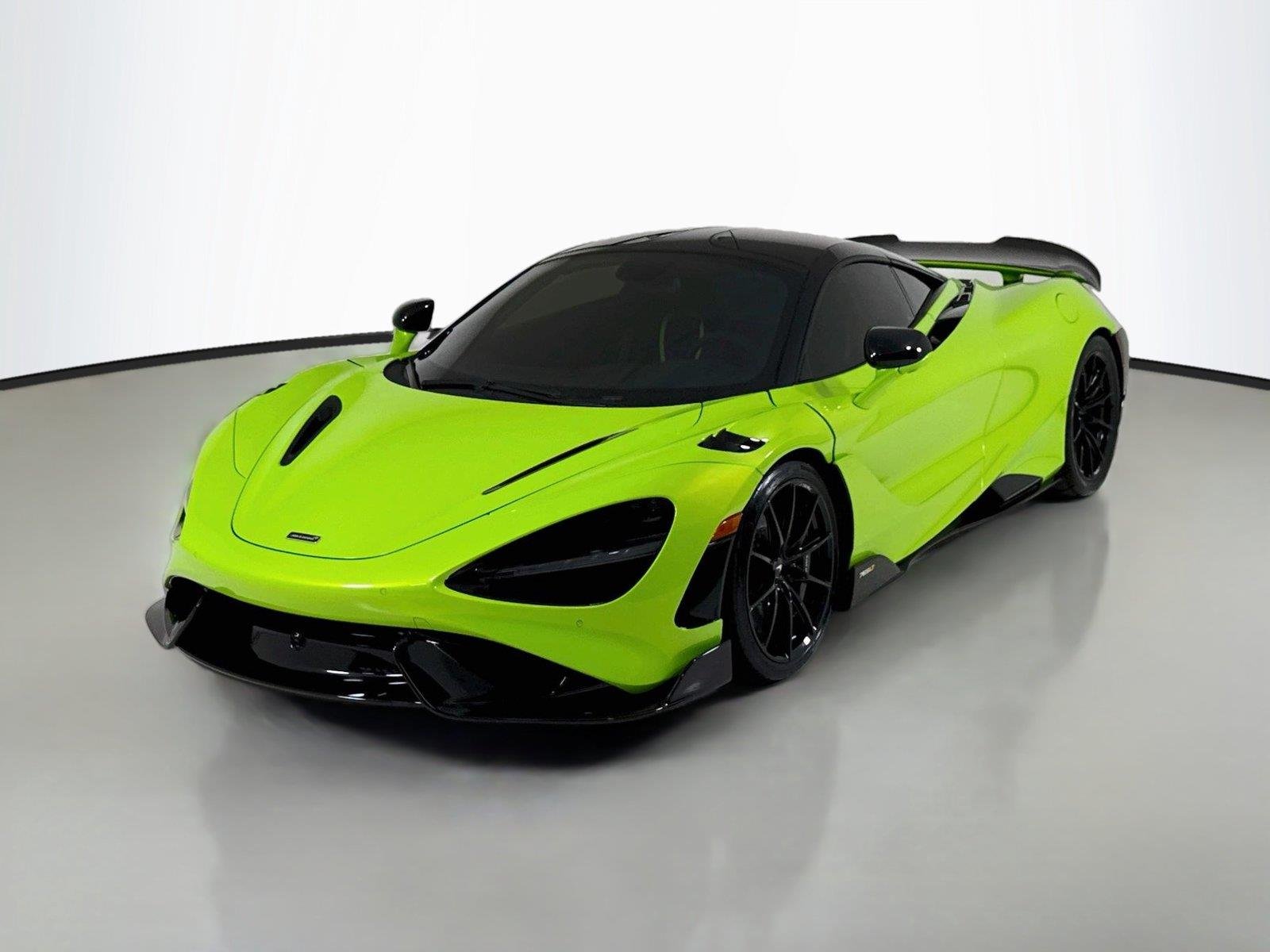Used 2021 Lime Green McLaren Coupe image 10