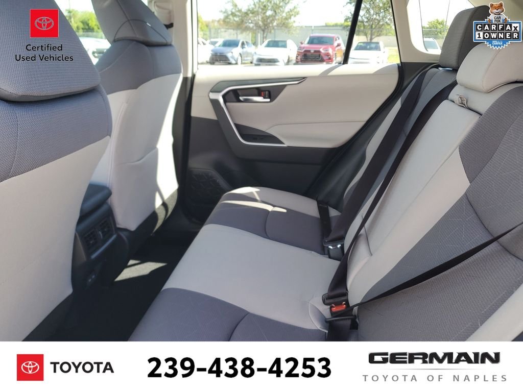 Used 2025 White Toyota XLE image 21