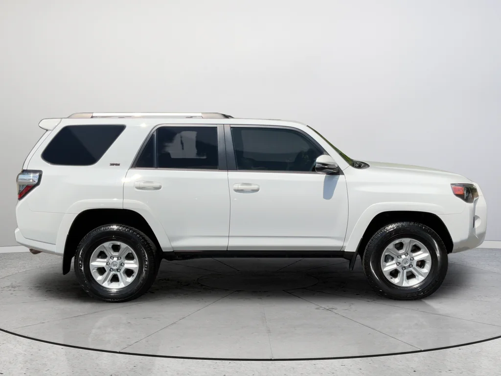 2024 Toyota 4Runner SR5 Premium - Photo 6