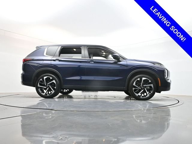 Used 2024  Mitsubishi SE image 50