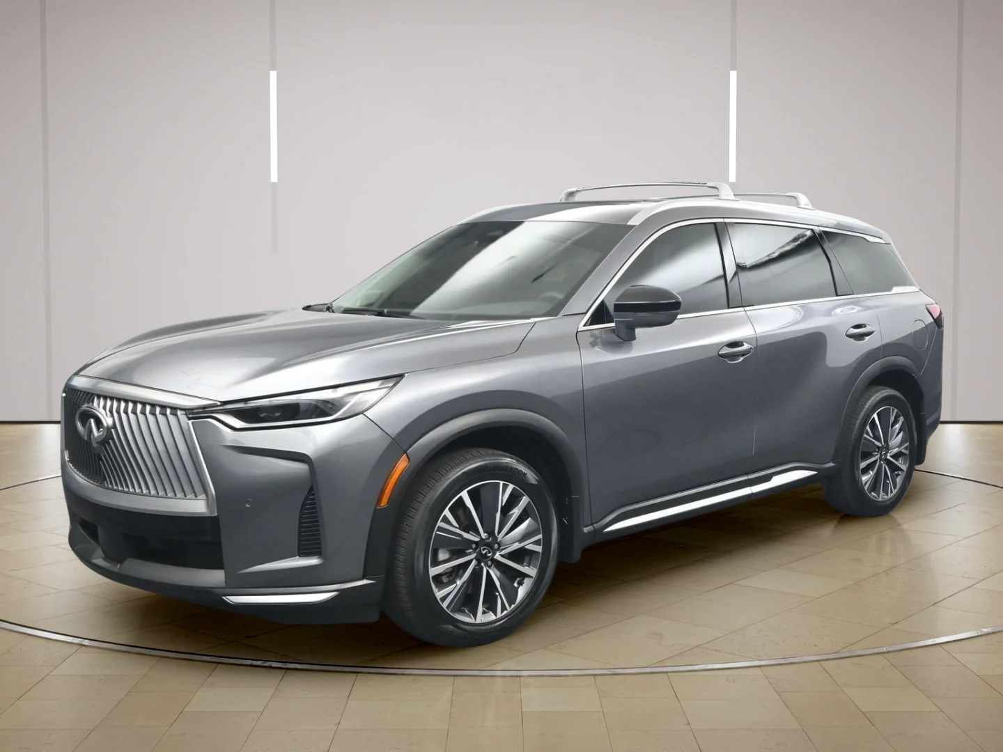 Used 2026 Graphite Shadow INFINITI LUXE image 3
