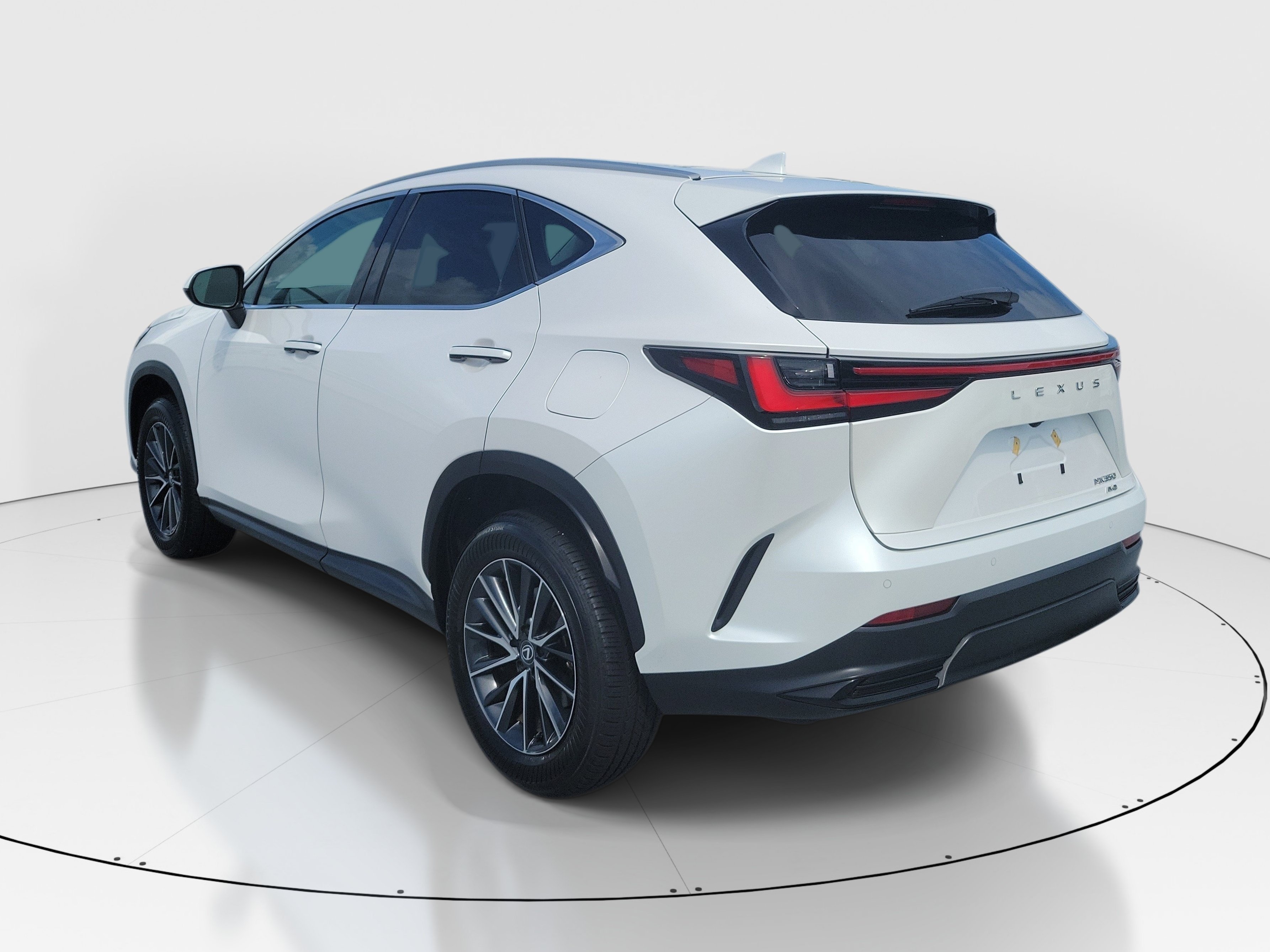 Certified Used 2025 EMINENT WHITE PEARL Lexus NX 350 Premium image 4