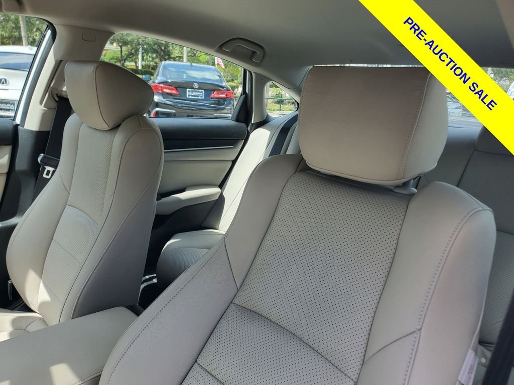 Used 2021 White Honda LX image 16