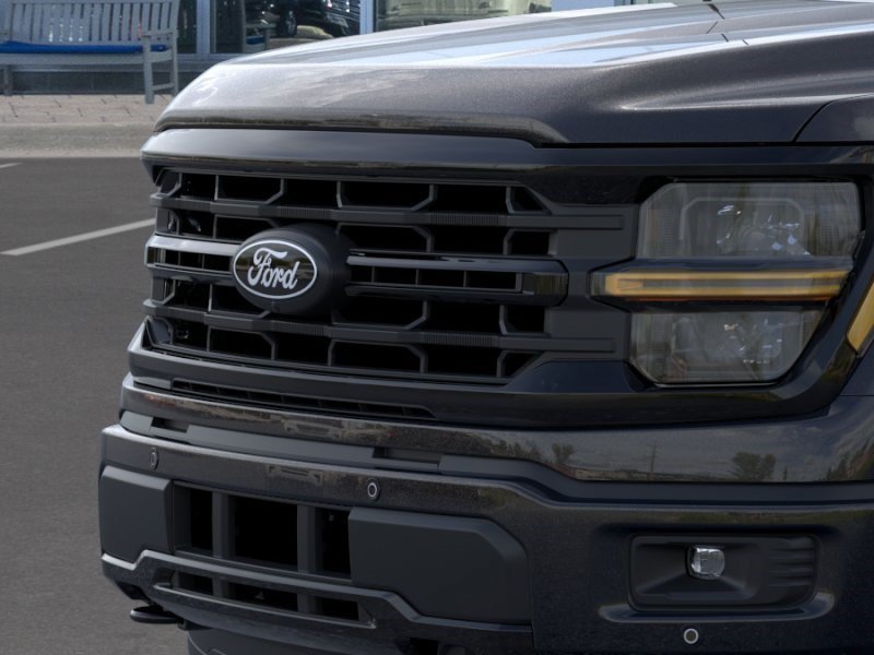 New 2026 Agate Black Metallic Ford XLT image 23