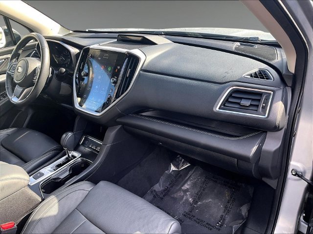 Used 2023 Ice Silver Metallic Subaru Limited image 17