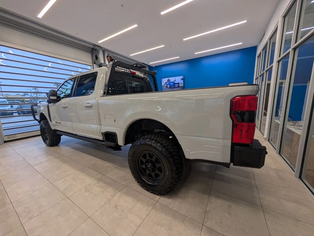 New 2026 Avalanche Ford F-250® XLT image 16