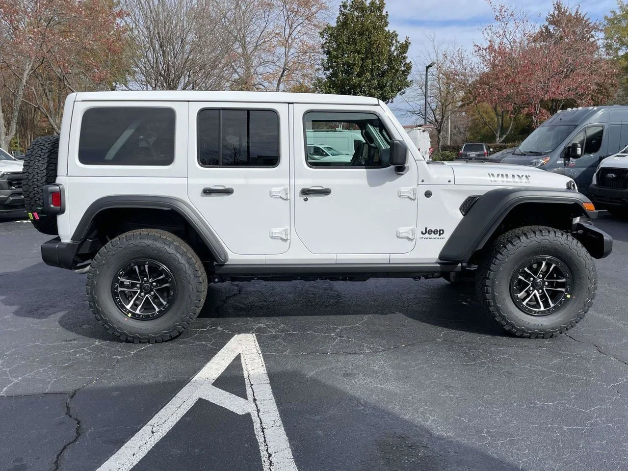 New 2026 Bright White Clear-Coat Exterior Paint Jeep Willys image 10