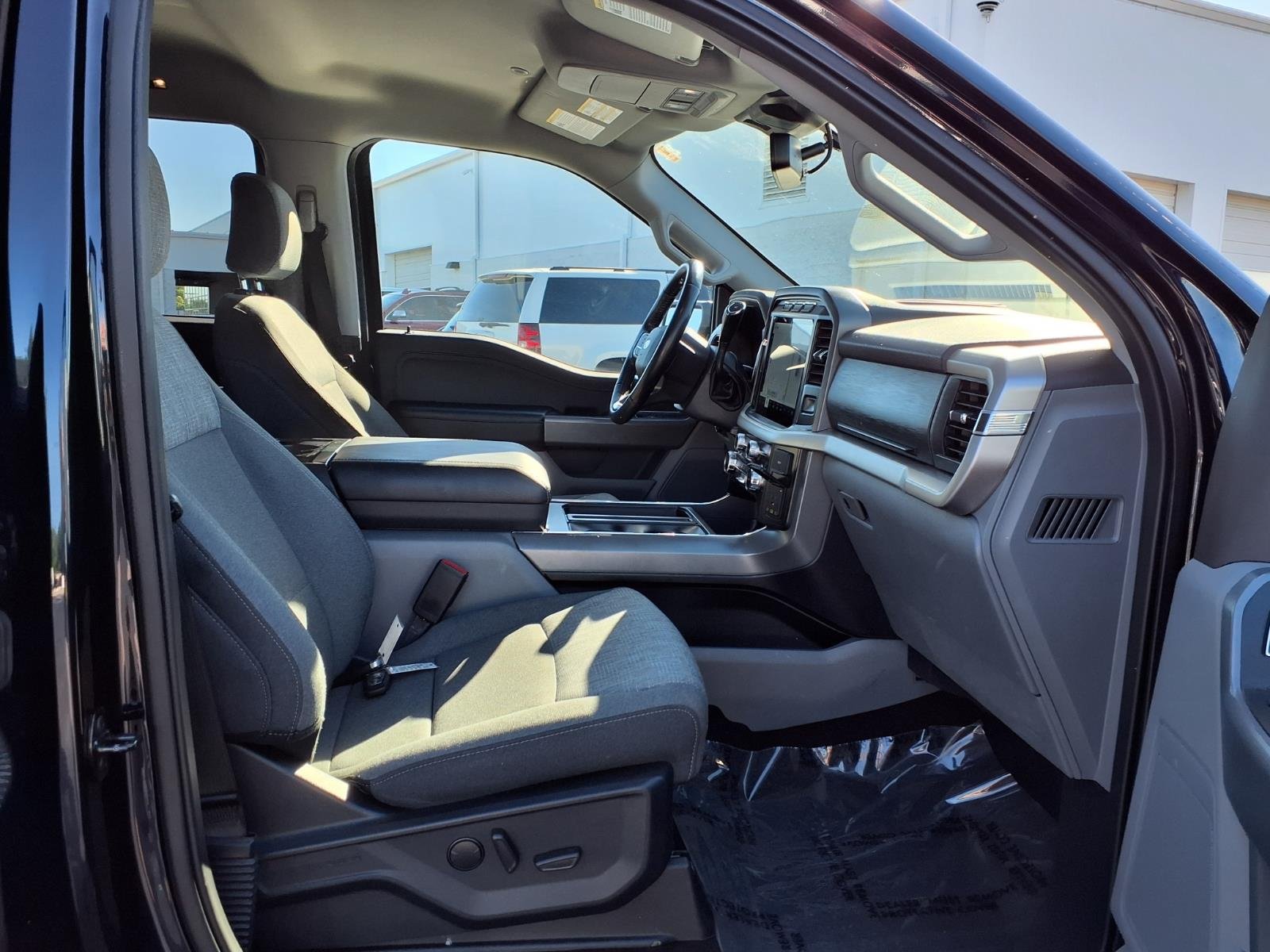 Used 2022 Blue Ford XLT image 25