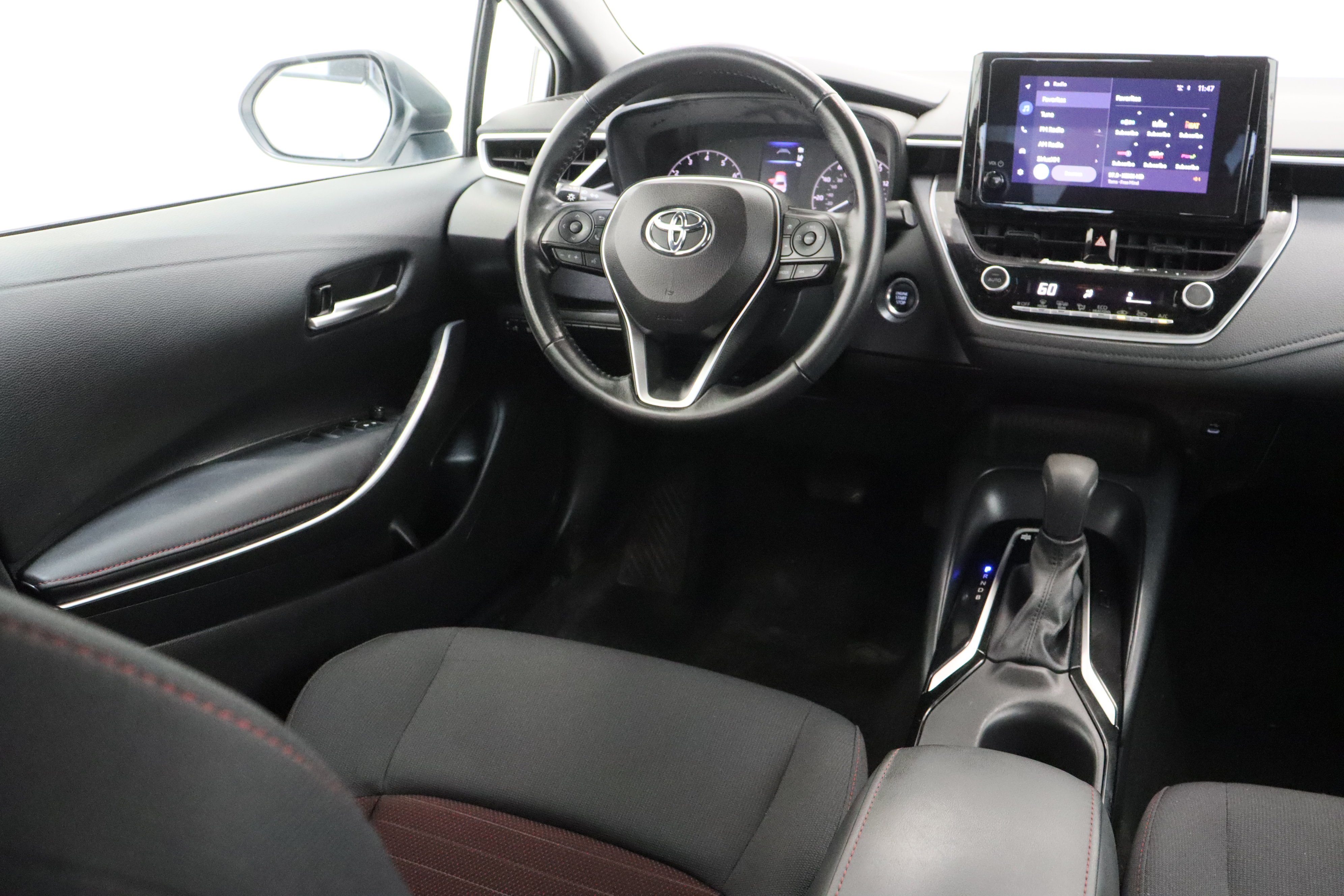 Used 2023 Wind Chill Pearl Toyota SE 2.0L image 28