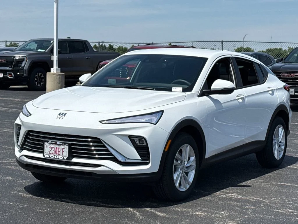 New 2026 Summit White Buick Preferred image 6