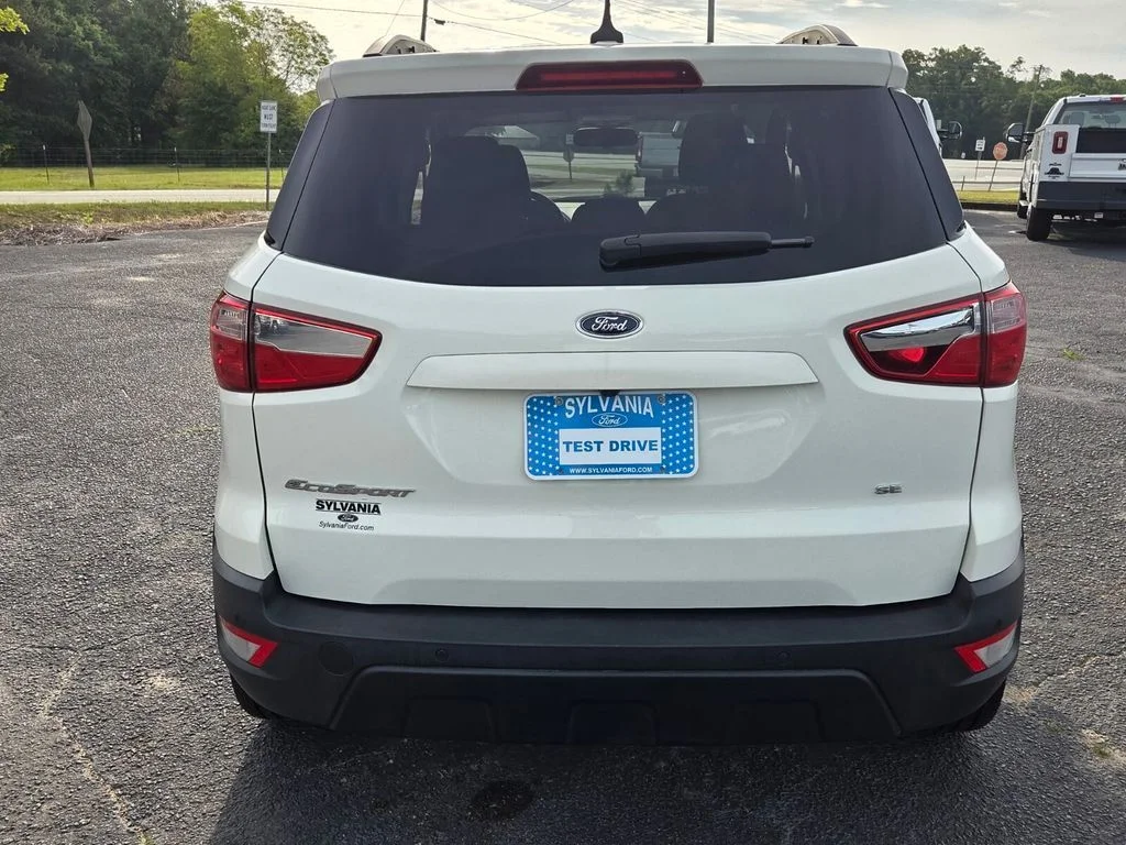 Used 2021 White Ford SE image 8