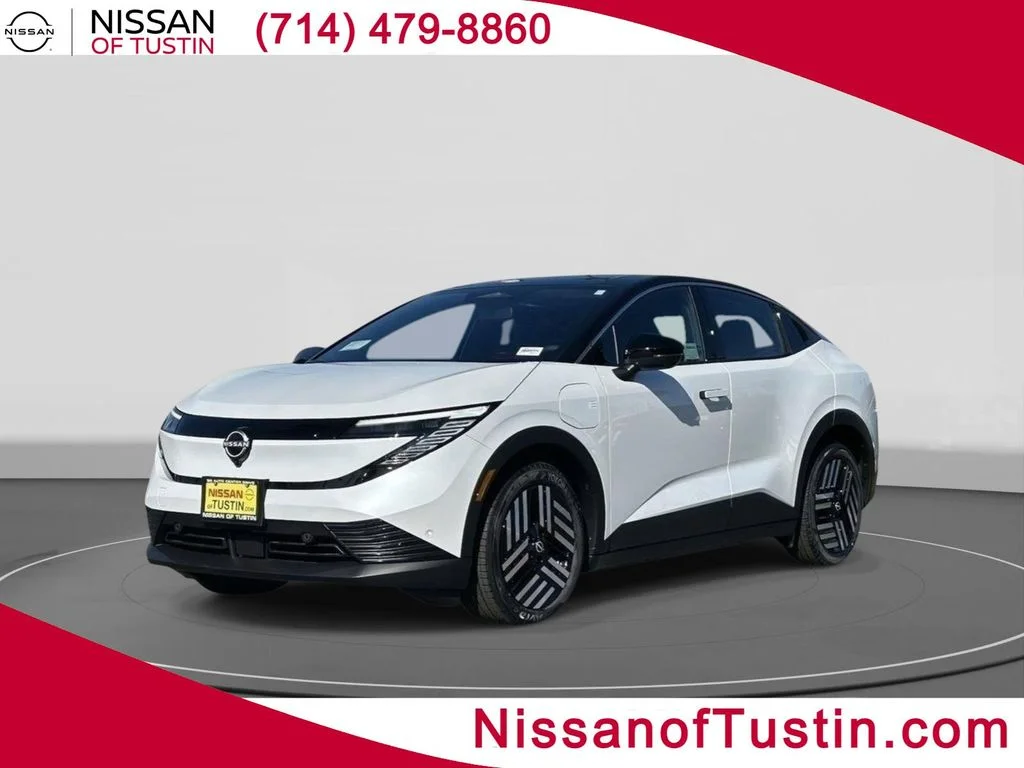 2026 Nissan Leaf SV+'s photo