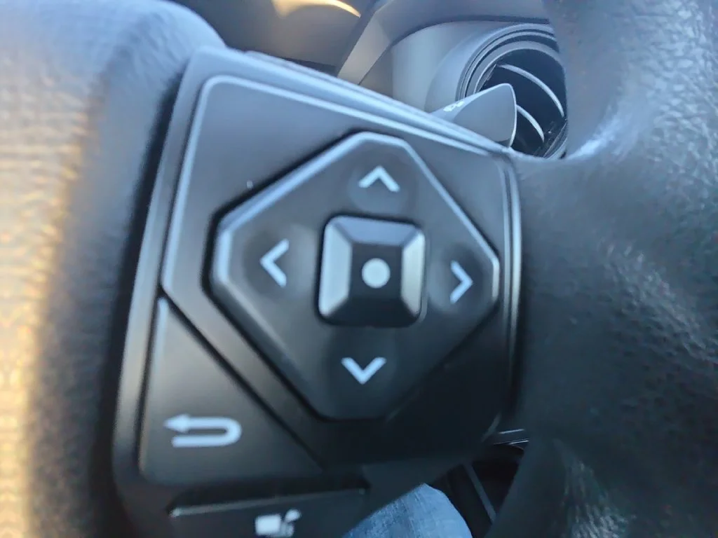Used 2021 White Toyota SR image 25