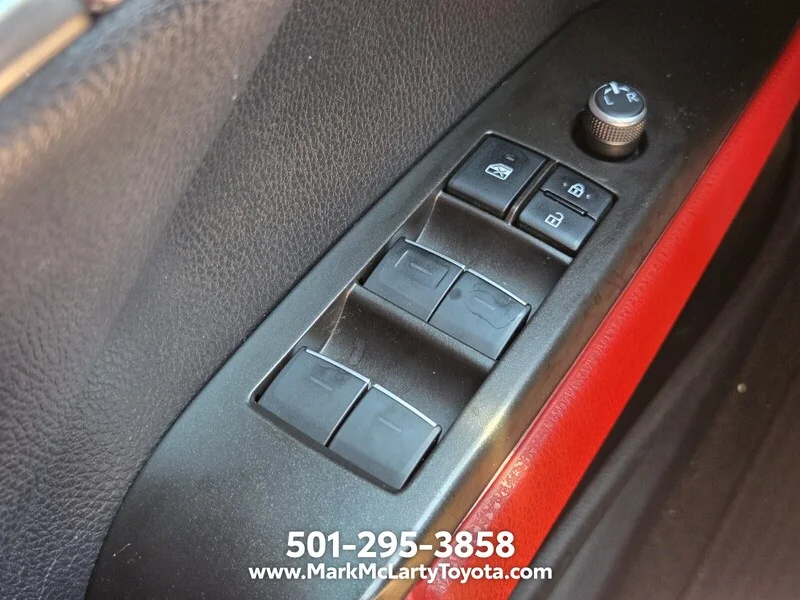 Used 2022 BLACK TOYOTA XSE AUTO image 24