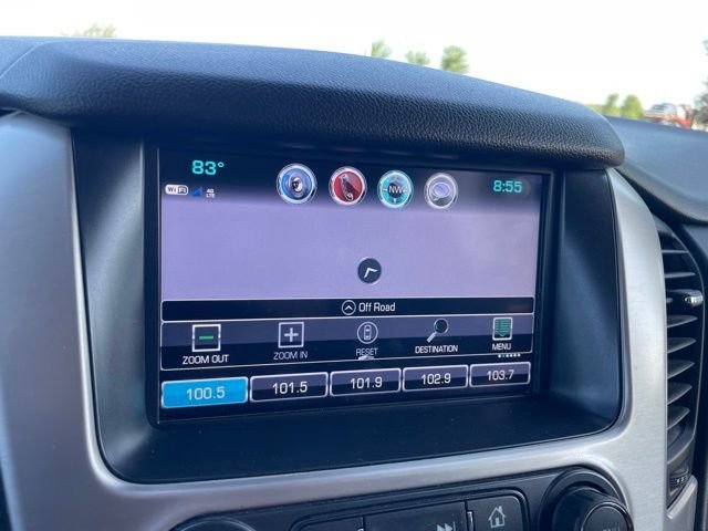 Used 2017 Silver GMC SLT image 9