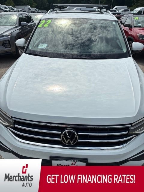 Used 2022 White Volkswagen 2.0T SE image 2