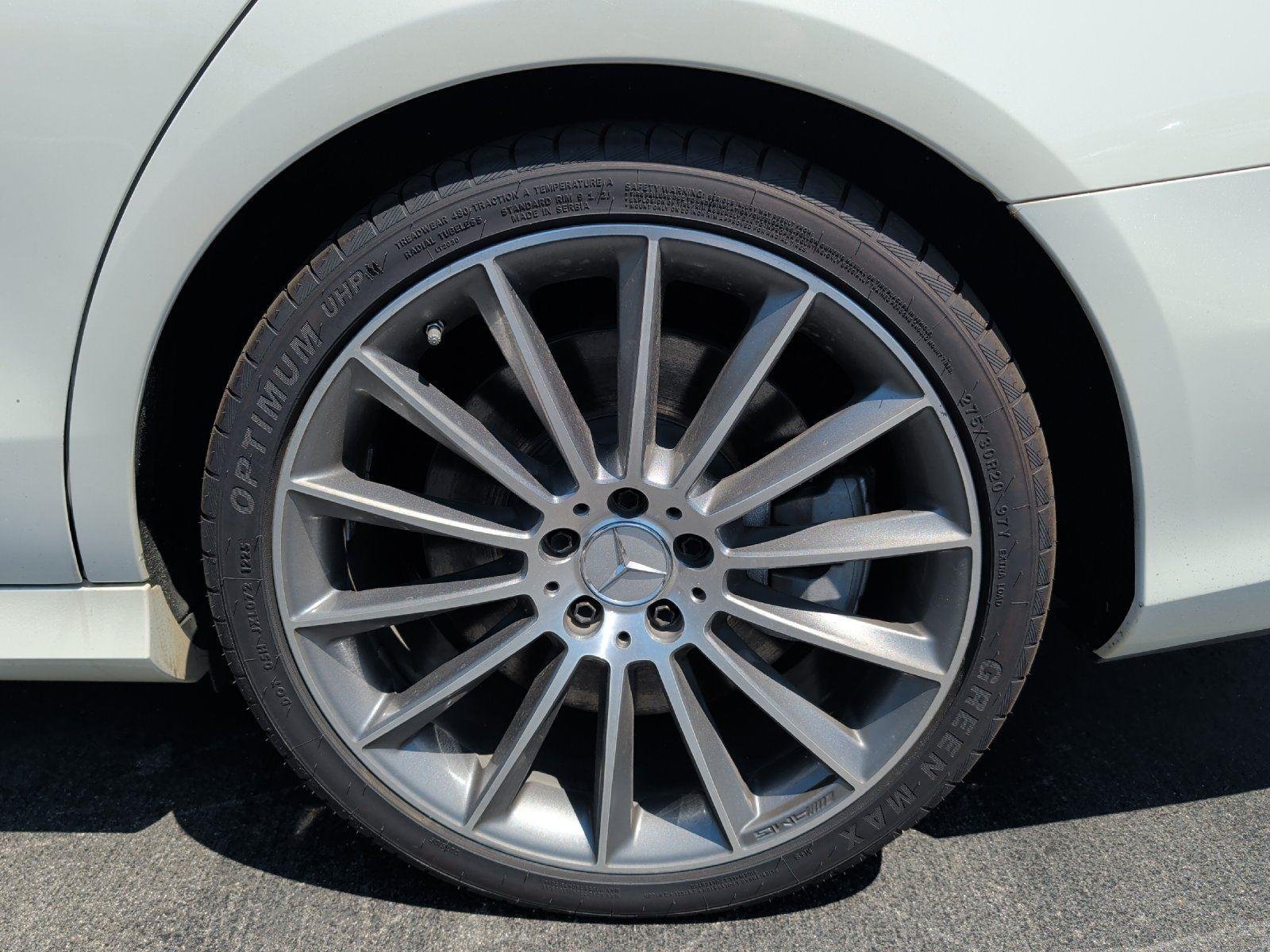 Used 2021 designo Diamond White Mercedes-Benz AMG® E 53 image 10