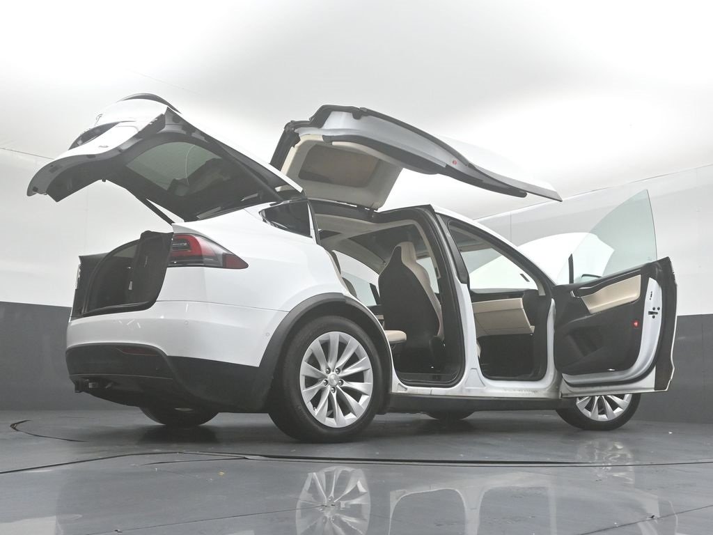 2018 TESLA MODEL X - Image 44