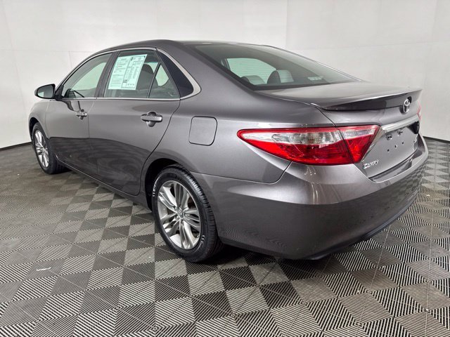 Used 2016 Gray Toyota SE image 6